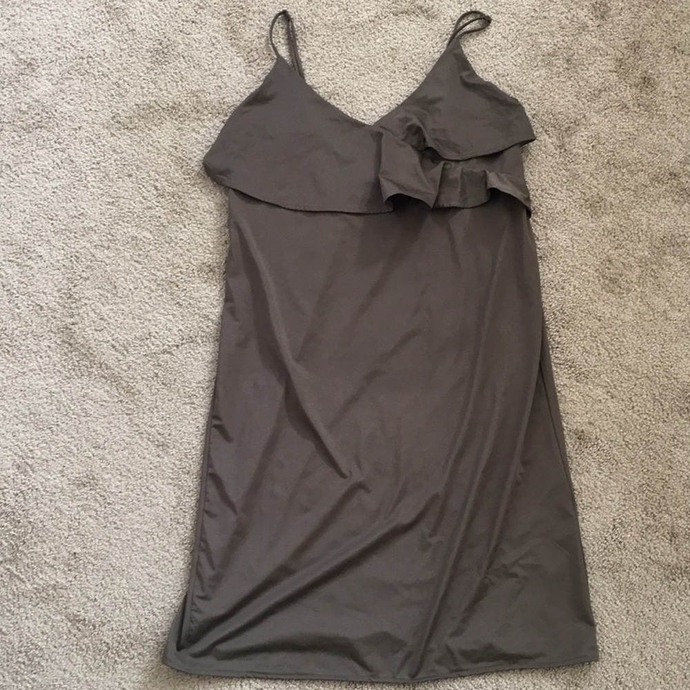 3 for $15 H&M Olive Green Ruffle Dress XS